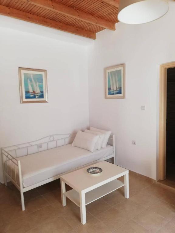 Bed and Breakfast Sifis Лутрон Экстерьер фото